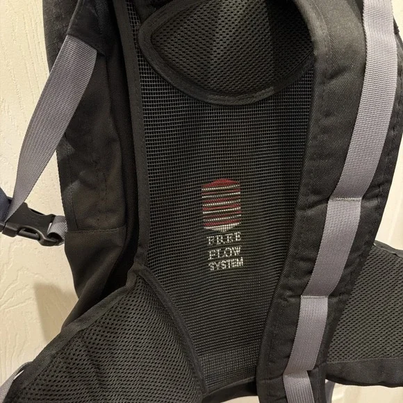 Asolo Backpack Daypack Ventilator Waist Strap Pockets Zip Pockets Storage Hiking - Picture 12 of 16